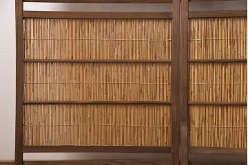 ビンテージ家具　レトロ　栓材　鳥と竹　透かしが素敵な四連折り畳み式パーテーション(衝立、仕切り)(R-046355)