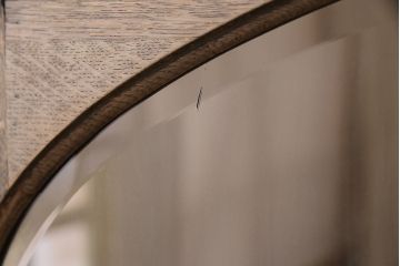 アンティーク家具　イギリスアンティーク　オーク材　猫脚がおしゃれなミラー付きサイドボード(リビングボード)(R-046356)