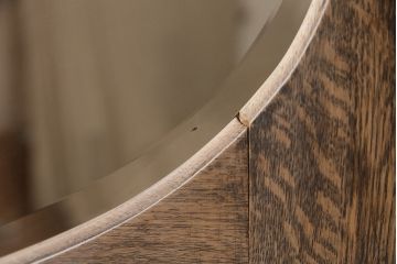 アンティーク家具　イギリスアンティーク　オーク材　猫脚がおしゃれなミラー付きサイドボード(リビングボード)(R-046356)
