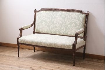 アンティーク家具　マホガニー材　クラシカルな彫刻のセティ(2人掛けソファ、ベンチ、椅子)(R-046411)