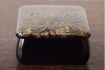 大正〜昭和初期　金蒔絵　木製煙草盆(たばこ盆、煙草入れ、火入れ)(R-046412)