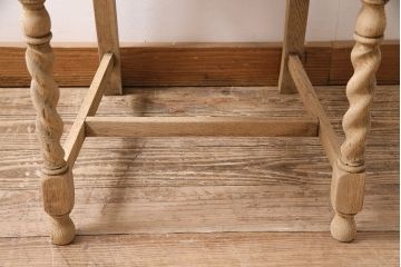 アンティーク家具　イギリスアンティーク　ストリップド(剥離)　オーク材　ツイストレッグのダイニングチェア(椅子)(R-046428)
