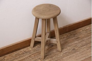 レトロ家具　ストリップド(剥離)　ナラ材　木の質感が味わい深い木製スツール(椅子、花台)(R-046431)