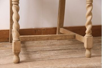 アンティーク家具　イギリスアンティーク　ストリップド(剥離)　オーク材　ツイストレッグのダイニングチェア(椅子)(R-046434)