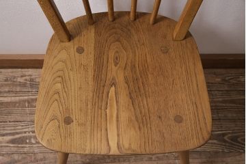 ヴィンテージ家具　ERCOL(アーコール)　ナチュラルビンテージのお部屋にぴったりなウィンザーチェア(ダイニングチェア、椅子、ウインザーチェア)(R-046436)