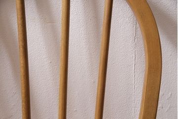 ヴィンテージ家具　ERCOL(アーコール)　ナチュラルビンテージのお部屋にぴったりなウィンザーチェア(ダイニングチェア、椅子、ウインザーチェア)(R-046437)