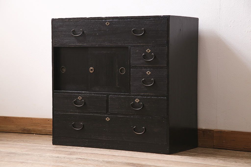 桐箪笥　昭和レトロ　ビンテージ 日本製昭和の総桐箪笥｜1950年代の存在感ある一品