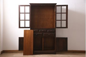 中古　北海道民芸家具　HM160K　落ち着いた色合いが上品な食器棚(本箱、収納棚、飾り棚、キャビネット)(R-046497)