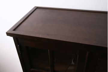 中古　北海道民芸家具　HM160K　落ち着いた色合いが上品な食器棚(本箱、収納棚、飾り棚、キャビネット)(R-046497)