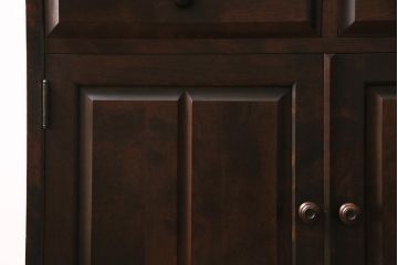 中古　北海道民芸家具　HM160K　落ち着いた色合いが上品な食器棚(本箱、収納棚、飾り棚、キャビネット)(R-046497)