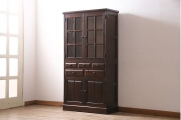中古　北海道民芸家具　HM160K　落ち着いた色合いが上品な食器棚(本箱、収納棚、飾り棚、キャビネット)(R-046497)