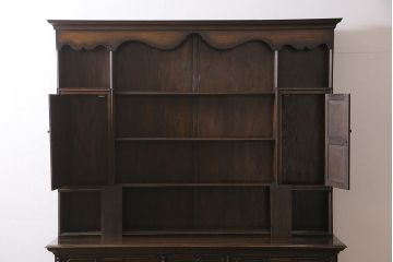 イギリスアンティーク　オーク材　シックで気品のあるキャビネット(サイドボード、棚、飾り棚、収納棚)(R-046499)