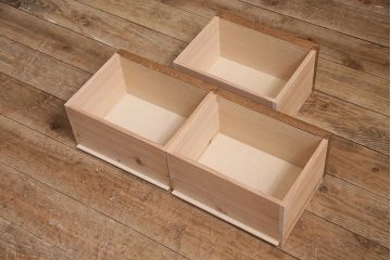 ラフジュ工房オリジナル　ペイント家具　古材使用　シックな雰囲気の薄型ブックシェルフ(収納棚、本棚、ウッドシェルフ)(R-046507)