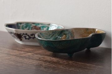 江戸〜明治　九谷焼　変形皿2枚(兎、獅子、角福、青手)(R-046518)