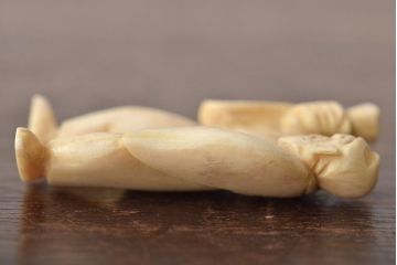 古い彫刻根付5点(玉之、鼠、壽老人、提物)(R-046520)