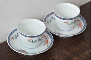 十四代　酒井田柿右衛門　染錦　カップ&ソーサー2客(R-046522)