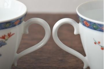 十四代　酒井田柿右衛門　染錦　カップ&ソーサー2客(R-046522)