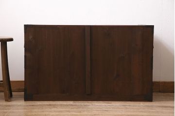 アンティーク家具　明治大正期　前面桐材　鋲金具が存在感のあるローボード(時代箪笥、ローチェスト、テレビ台)(R-046533)