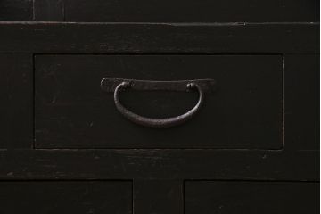 アンティーク家具　昭和初期　ペイント　脚付き　落ち着いた色合いが魅力の戸棚(収納棚、食器棚)(R-046537)