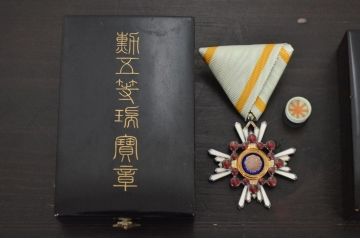 当時物　功七級金鵄勲章など6点(五等瑞宝章、速射砲徽章)(R-046540)