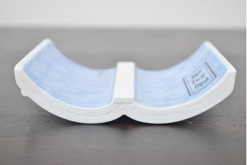 陶詞選　深川製　本の置物(染付、磁器、陶彩)(R-046583)