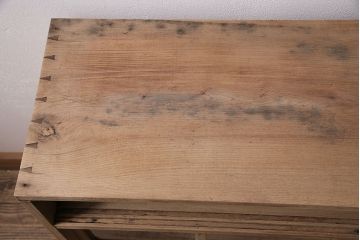 アンティーク家具　昭和初期　ストリップド(剥離)　味のある木肌が魅力の茶箪笥(飾り棚、収納棚)(R-046588)