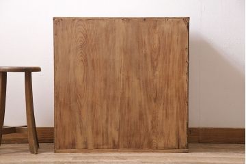 アンティーク家具　昭和初期　ストリップド(剥離)　味のある木肌が魅力の茶箪笥(飾り棚、収納棚)(R-046588)