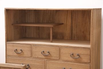 アンティーク家具　昭和初期　ストリップド(剥離)　桐材　可愛らしいサイズ感が魅力の小タンス(戸棚、収納棚、チェスト)(R-046589)