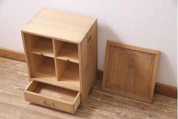 アンティーク家具　昭和中期　ヒノキ材　引き出し付き　倹飩(けんどん)式扉の小物収納箱(収納棚)(R-046590)