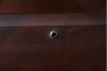 中古　北海道民芸家具　#530　和洋どちらのお部屋にも馴染みやすい戸棚付き整理タンス(衣装箪笥、重ねタンス)(R-046596)