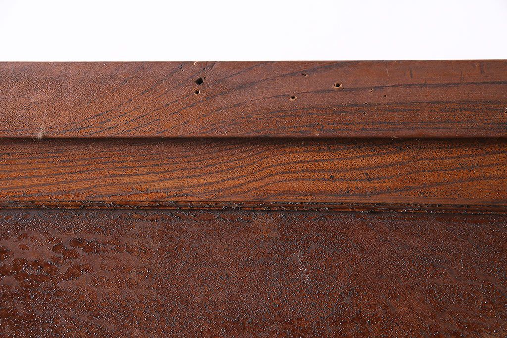 アンティーク家具　昭和初期　前面ケヤキ材　シンプルなつくりが魅力の戸棚(関東水屋箪笥、収納棚、キャビネット、食器棚)(R-046603)