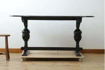 イギリスヴィンテージ　高級感あるバルボスレッグのダイニングテーブル　(R-046607)