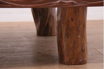 中古　民芸家具　カリン無垢材　花梨　木の味わいを楽しめる贅沢な座卓(ローテーブル)(R-046613)