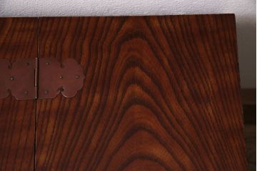 アンティーク　骨董　総欅材　漆塗り　銅金具付きの山形産鏡台(小引き出し)(R-046619)