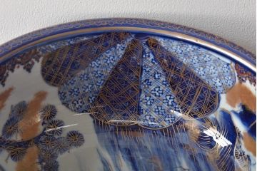 明治期　伊万里焼　上手物　花蝶唐子図染付深鉢(赤絵金彩)(R-046636)