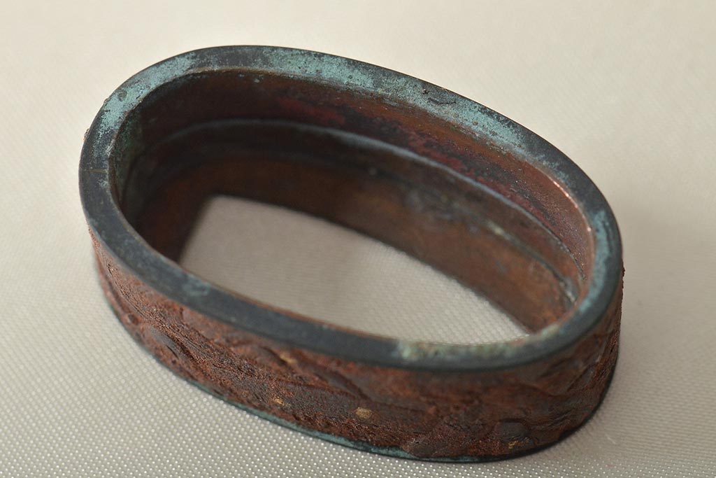 古い縁頭など14点(目貫、刀装具、彫金武具)(R-046641)