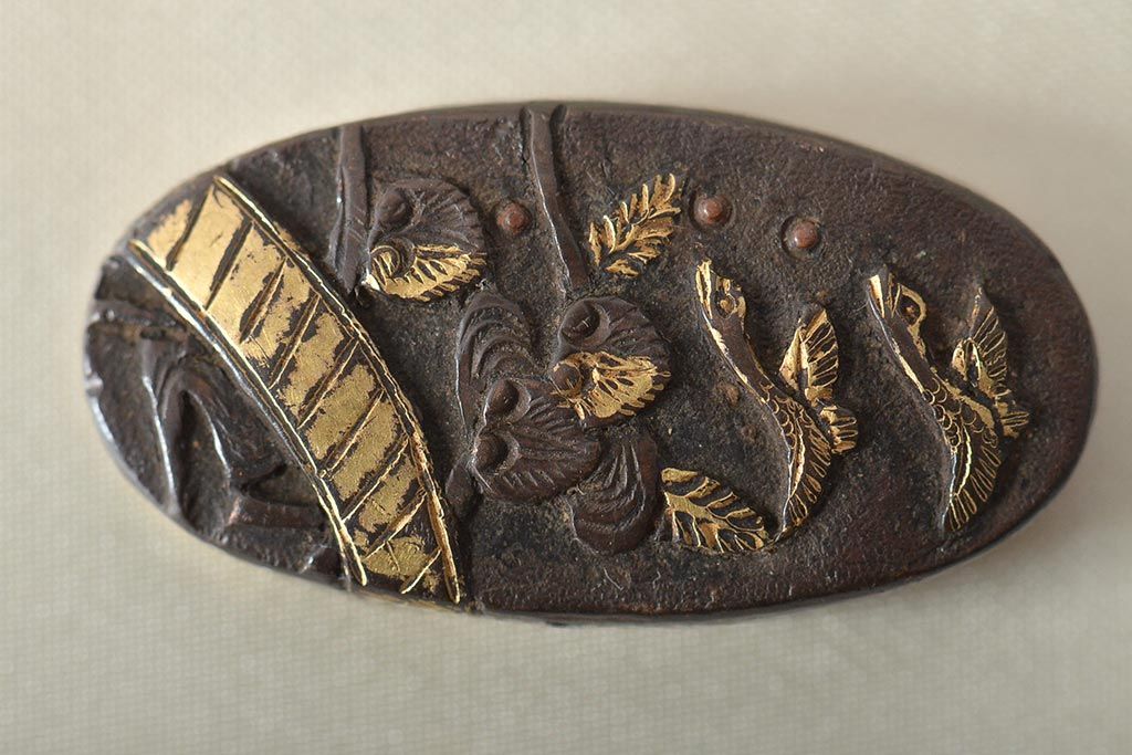 古い縁頭など14点(目貫、刀装具、彫金武具)(R-046641)