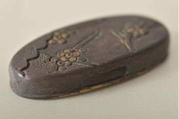 古い縁頭など14点(目貫、刀装具、彫金武具)(R-046641)