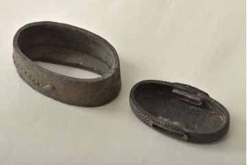 古い縁頭など14点(目貫、刀装具、彫金武具)(R-046641)