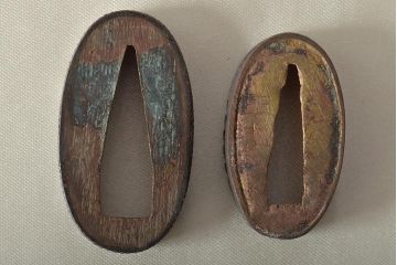 古い縁頭など14点(目貫、刀装具、彫金武具)(R-046641)