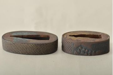 古い縁頭など14点(目貫、刀装具、彫金武具)(R-046641)