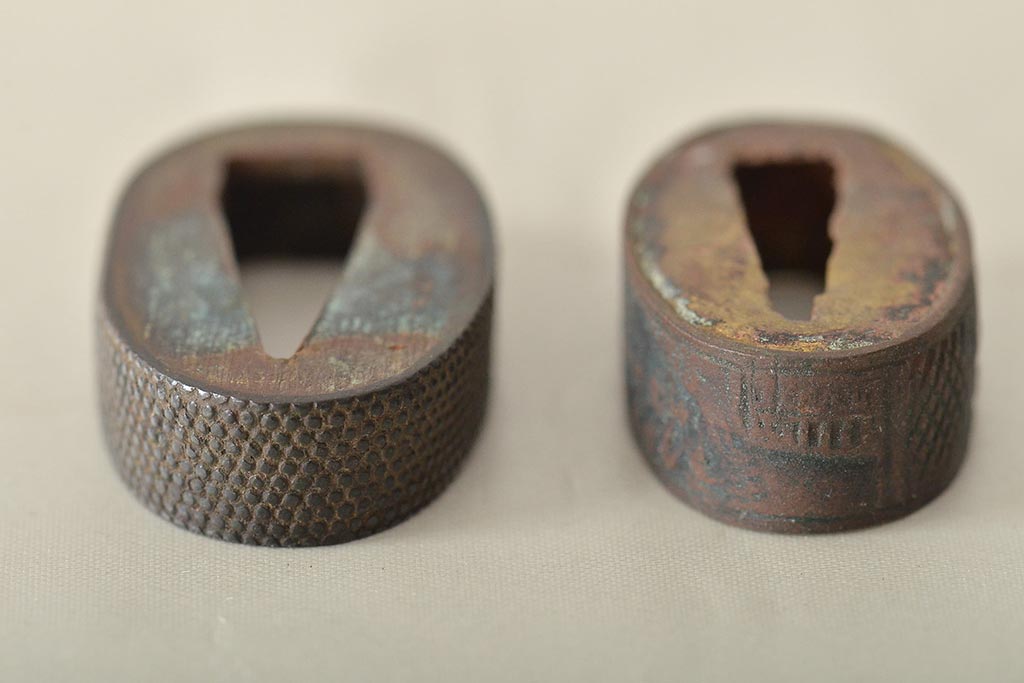 古い縁頭など14点(目貫、刀装具、彫金武具)(R-046641)