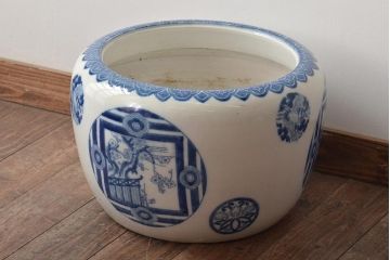 アンティーク雑貨　昭和初期　窓絵　梅　鳳凰　染付　瀬戸火鉢(鉢カバー、傘立て)(R-046651)