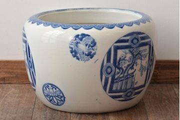 アンティーク雑貨　昭和初期　窓絵　梅　鳳凰　染付　瀬戸火鉢(鉢カバー、傘立て)(R-046651)