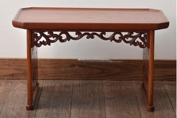 義天工房　総欅　牡丹彫刻　文机　作家物(サイドテーブル、ローテーブル)(R-046653)