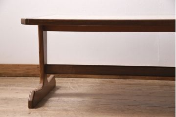 ヴィンテージ家具　北欧ビンテージ　G-PLAN(ジープラン)　チーク材　タイルトップの大振りなセンターテーブル(R-046658)