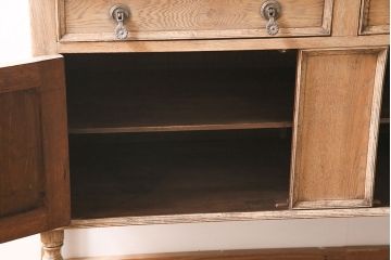 アンティーク家具　イギリスアンティーク　ストリップド(剥離)　オーク材　柔らかな雰囲気のミラーバックサイドボード(収納棚、キャビネット)(R-046662)