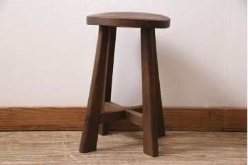 アンティーク家具　昭和初期　ナラ材　使い込まれた味わいが魅力のレトロなスツール(丸椅子、木製チェア)(R-046666)