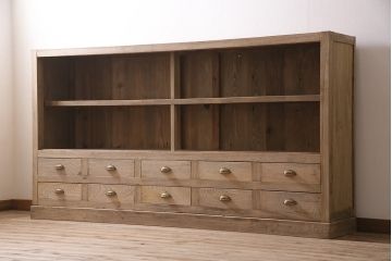 アンティーク家具　昭和初期　ストリップド(剥離)　特大サイズ!素朴な木味が魅力の引き出し付きサイドボード(本棚、収納棚)(R-046683)