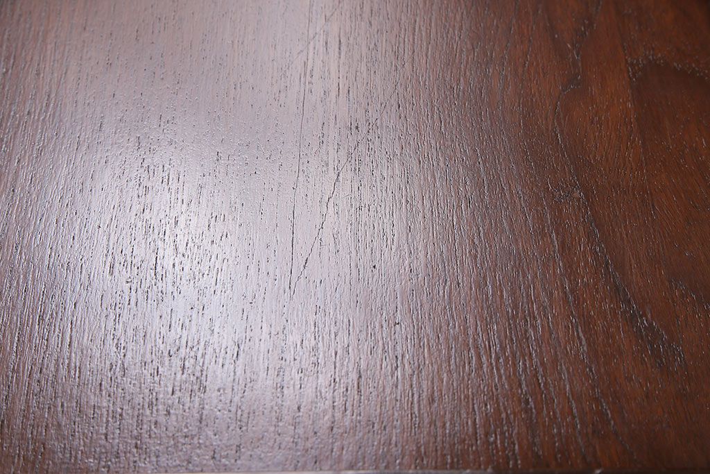 ヴィンテージ家具　北欧ビンテージ　レトロスタイルにも合うチーク材製のセンターテーブル(リビングテーブル、サイドテーブル)(R-046685)